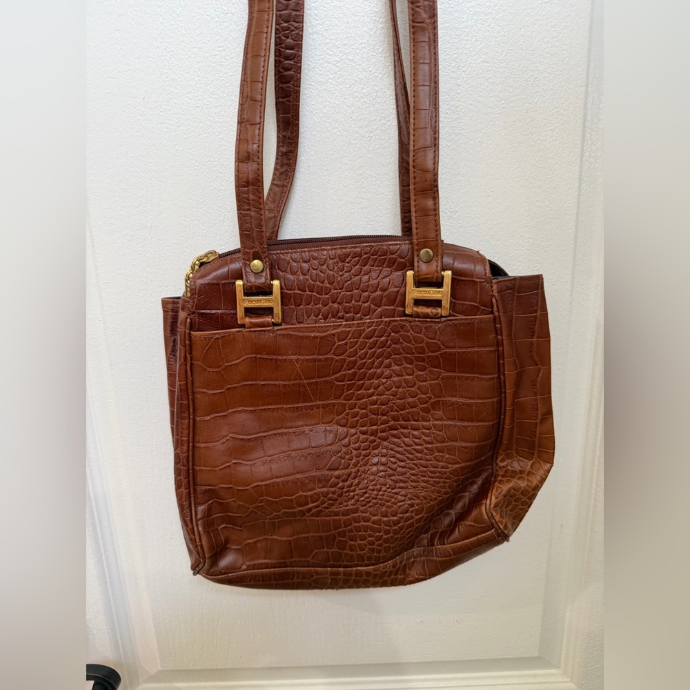 Chic Brown Crocodile-Embossed Shoulder Bag